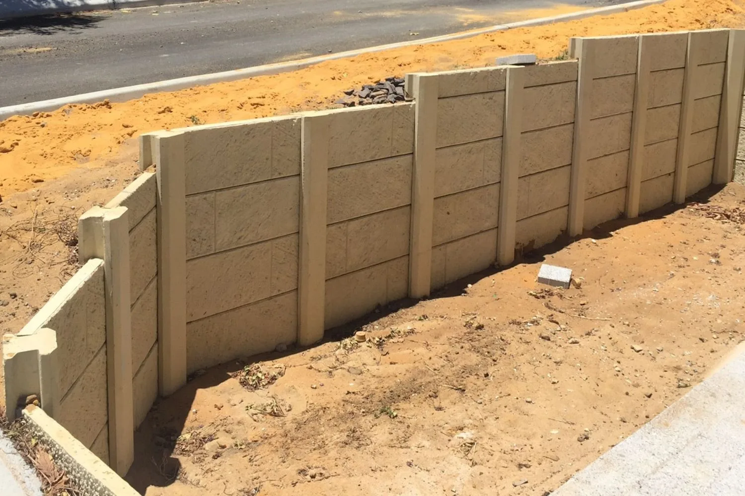 Concrete retaining wall with garden landscaping on the Mornington Peninsula
